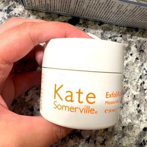 Kate Somerville  Exfolikate Glow Moisturizer